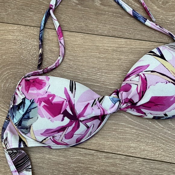 Bikini - Top - Picture 2 of 4